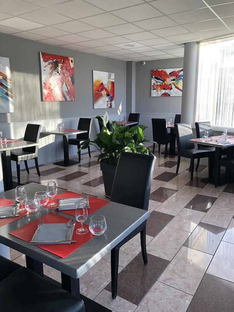 Hotel Authentic By Balladins Dijon / 3*